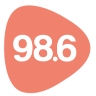 Logo de 98.6 charivari